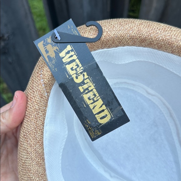 Stylish Tan Fedora with Striped Band - Picture 8 of 9